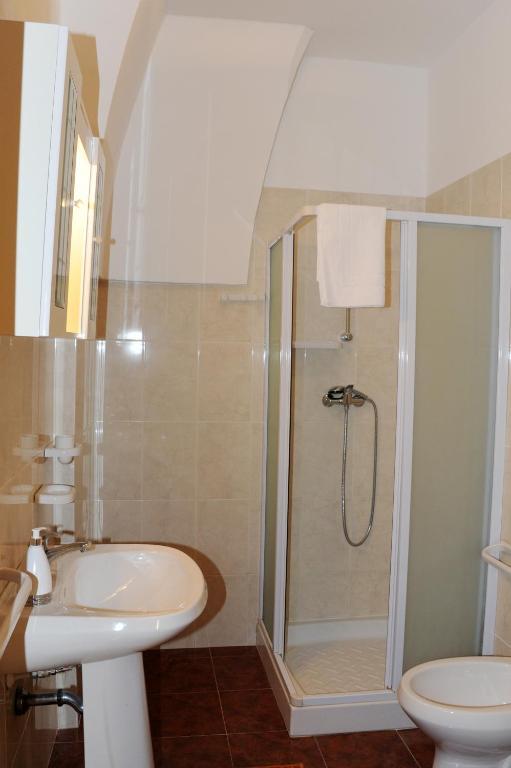 L'Antica Dimora Bed & Breakfast Сан Пиетро Вернотико Стая снимка